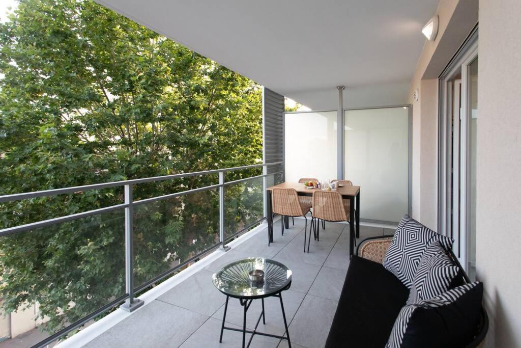 A12 - 1 Bdr Centre Train Station 5 Min Sea - Ac, Parking & Terrace Appartement